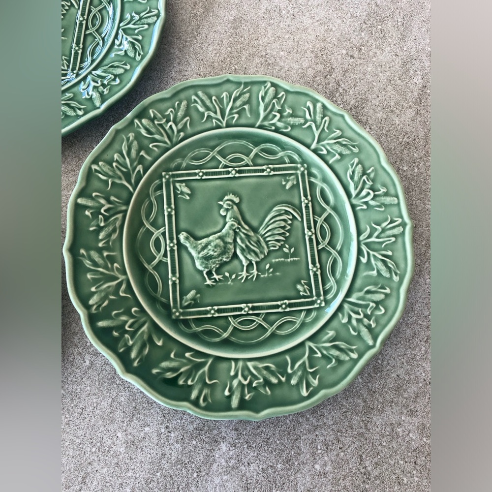 Rooster by BORDALLO PINHEIRO - three 9.25 Inches plates Corn Edge